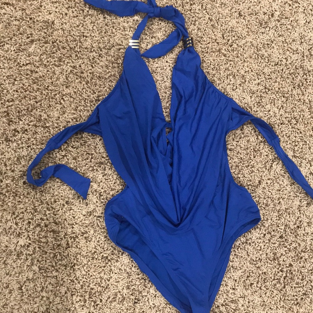 Bar III suit